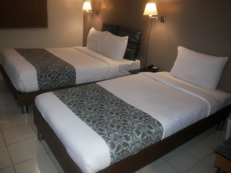Pghi Hotel 奎松市 外观 照片