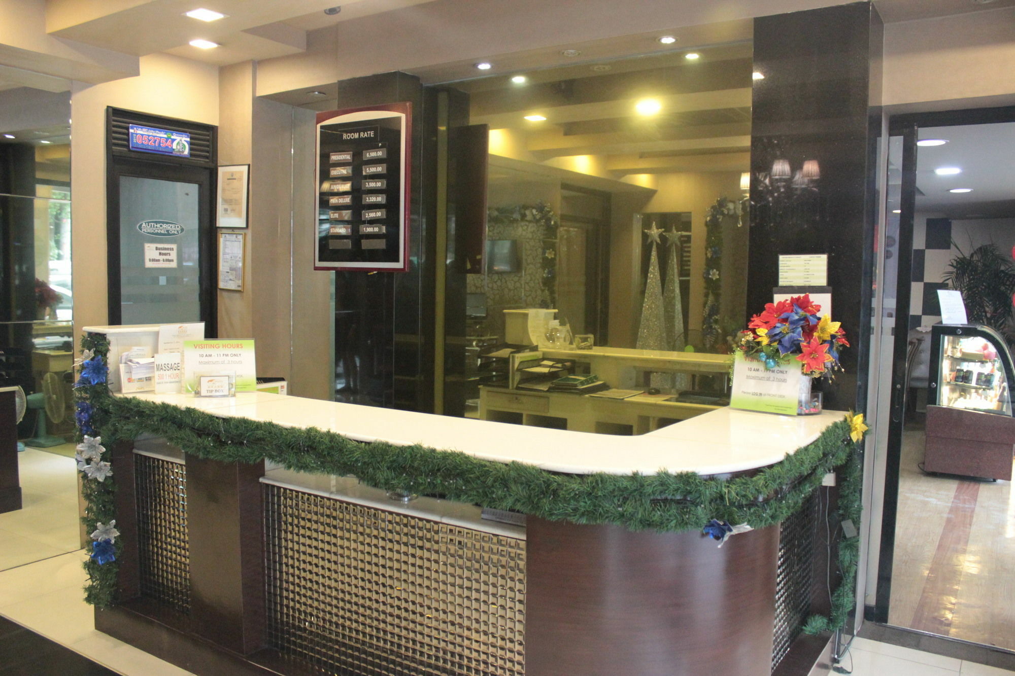 Pghi Hotel 奎松市 外观 照片